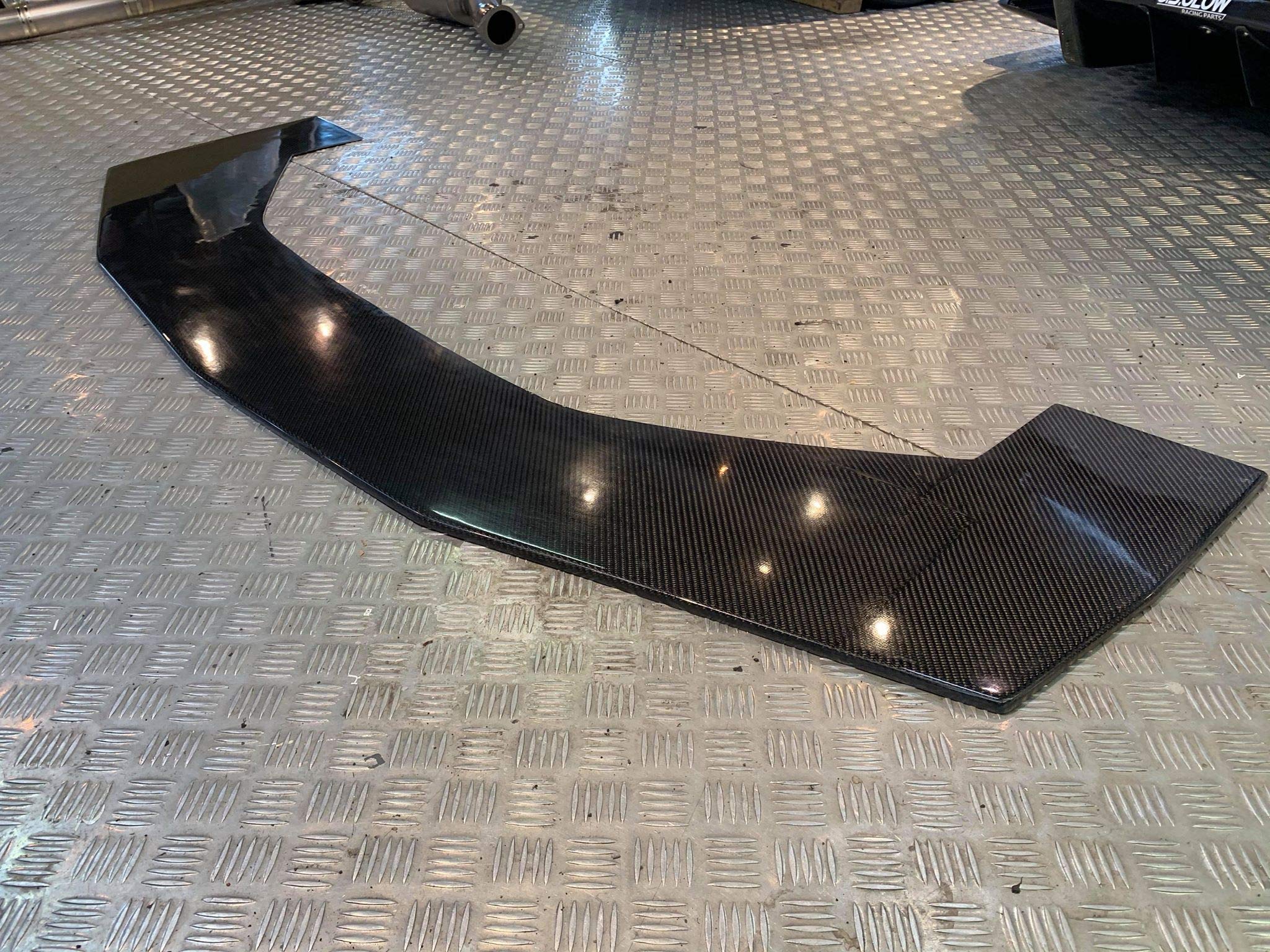 Amazon | CarShopGLOW 汎用フロントアンダーパネル ウェットカーボン